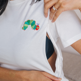 Borstvoeding T-shirt Rupsje Nooitgenoeg™ Geborduurd